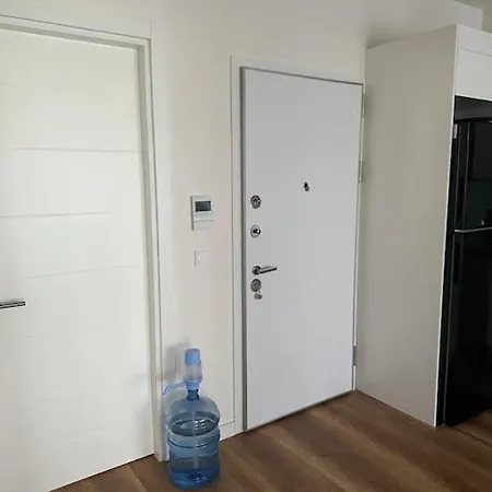 Alacatiya 5 Dk Uzaklikta Yazlik Daire
